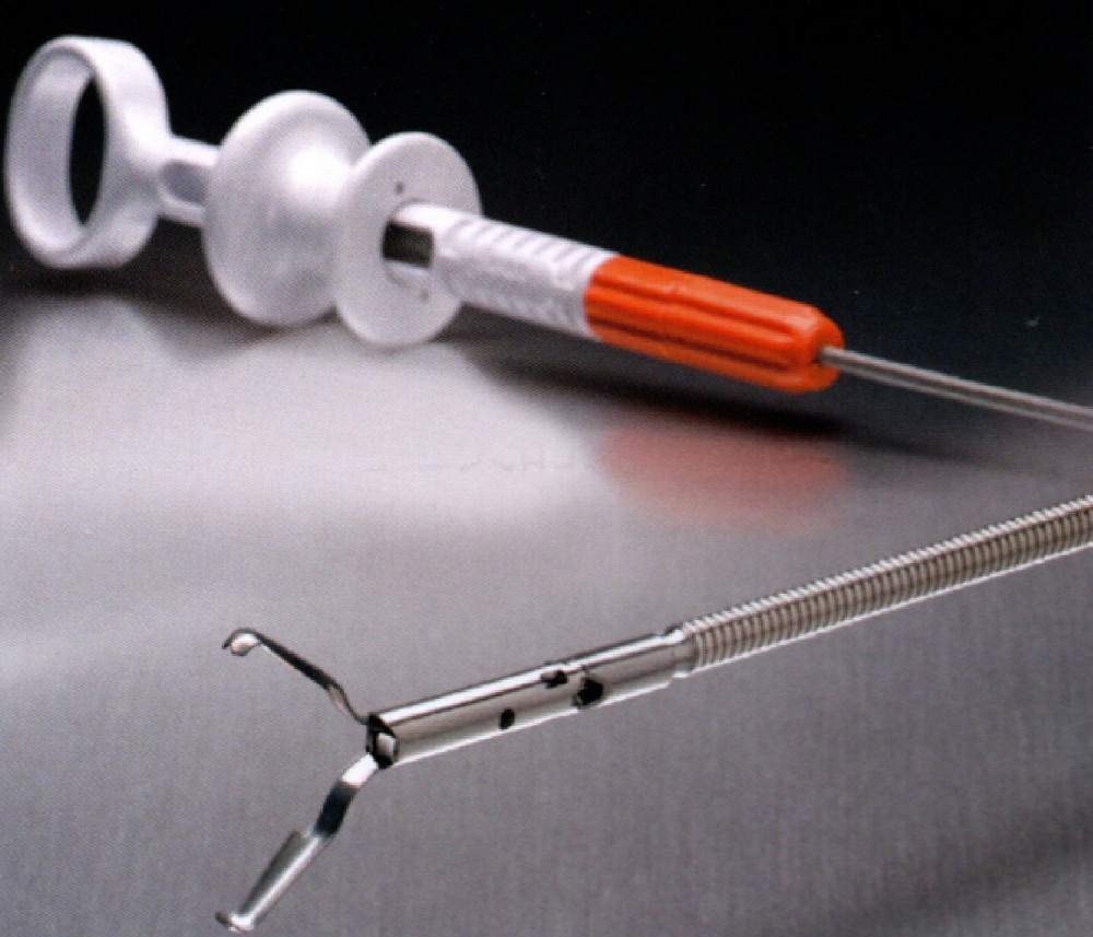 一体式自控可旋转锁定止血夹